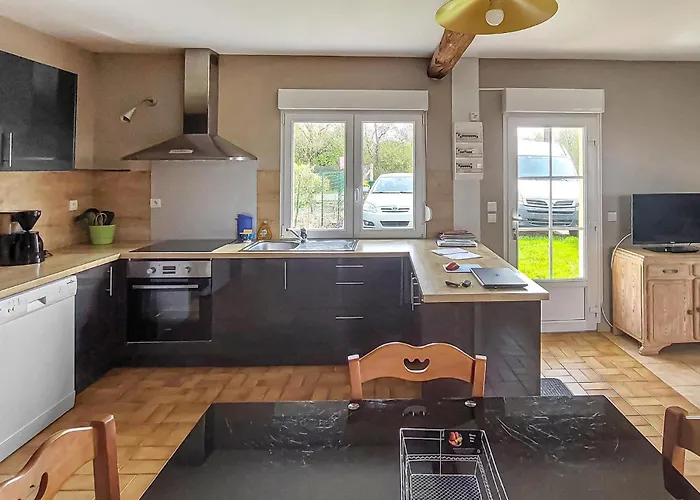 Holiday home Lovely In With Wifi